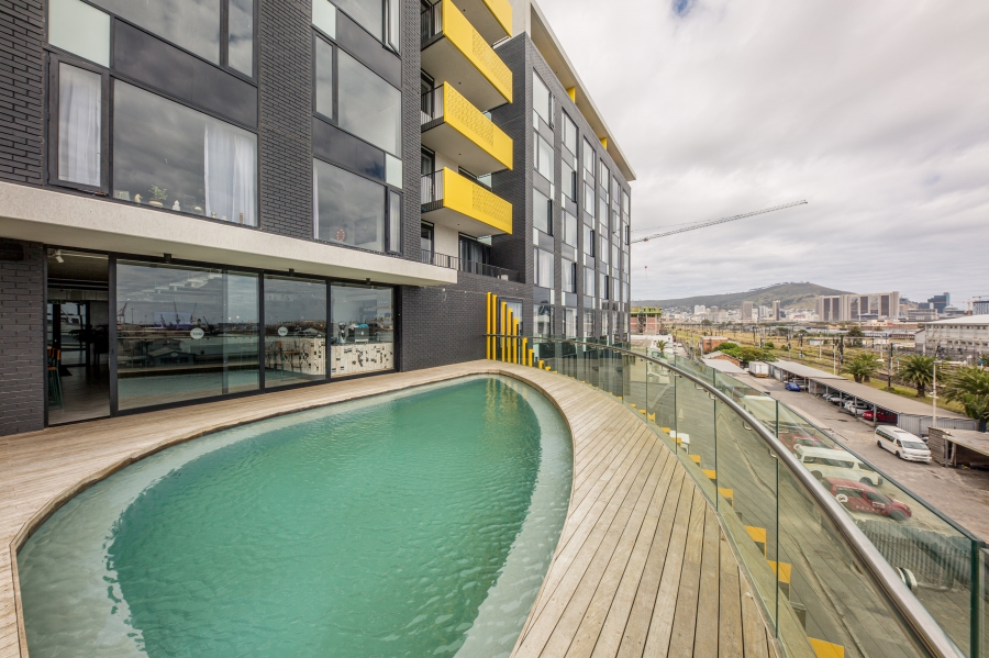 2 Bedroom Property for Sale in Woodstock Western Cape